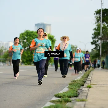 Runner Photo 8348353