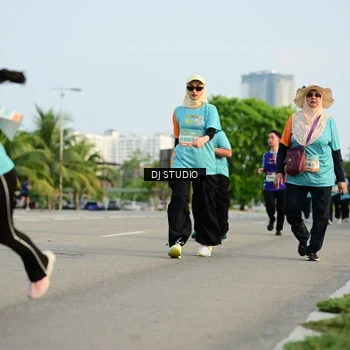 Runner Photo 8348378