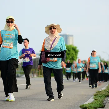 Runner Photo 8348400