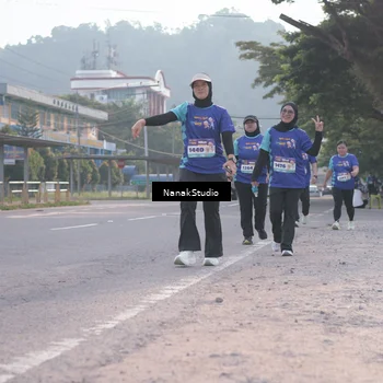 Runner Photo 8348417