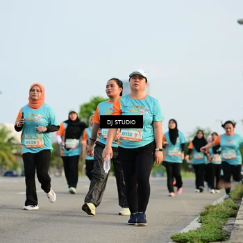 Runner Photo 8348431