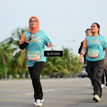 Runner Photo 8348441
