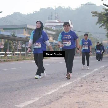 Runner Photo 8348525