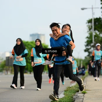 Runner Photo 8348528