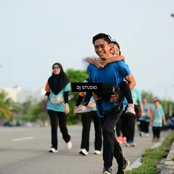 Runner Photo 8348531