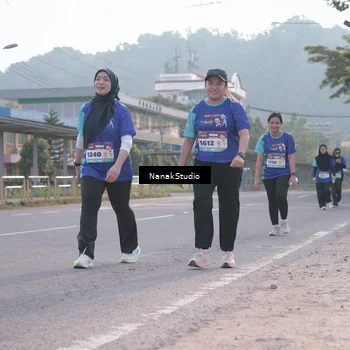 Runner Photo 8348540