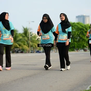 Runner Photo 8348543