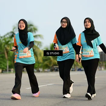 Runner Photo 8348555