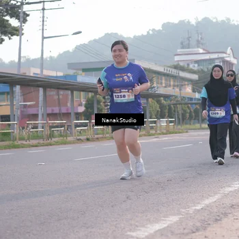 Runner Photo 8348587
