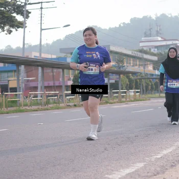 Runner Photo 8348591