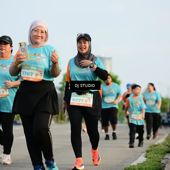Runner Photo 8348599