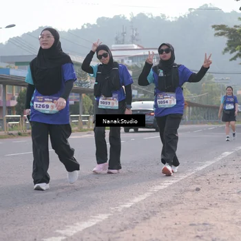 Runner Photo 8348604