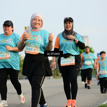 Runner Photo 8348612