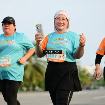 Runner Photo 8348642