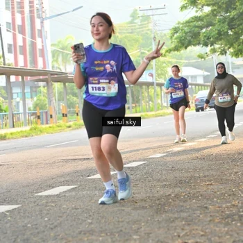 Runner Photo 8348647