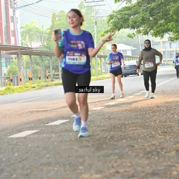 Runner Photo 8348650