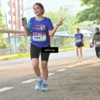 Runner Photo 8348659