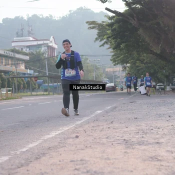 Runner Photo 8348676