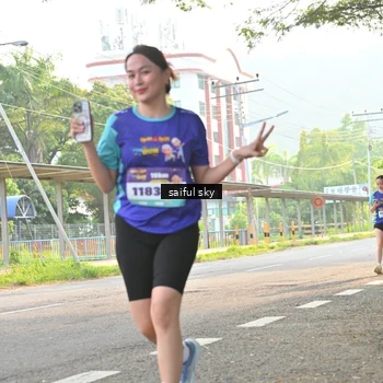Runner Photo 8348677