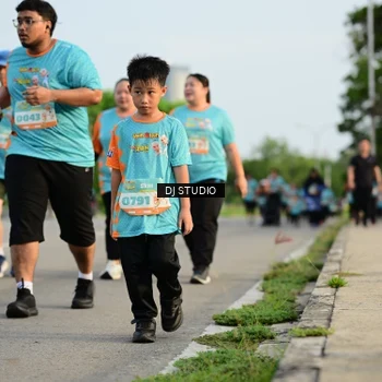 Runner Photo 8348680