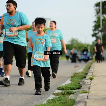 Runner Photo 8348681
