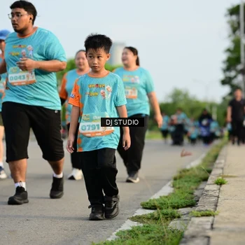 Runner Photo 8348683