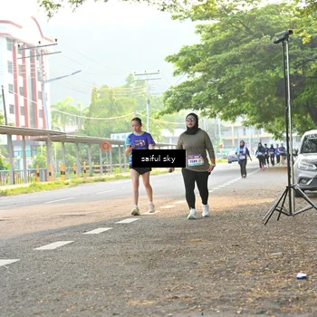 Runner Photo 8348687