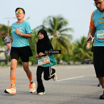 Runner Photo 8348704
