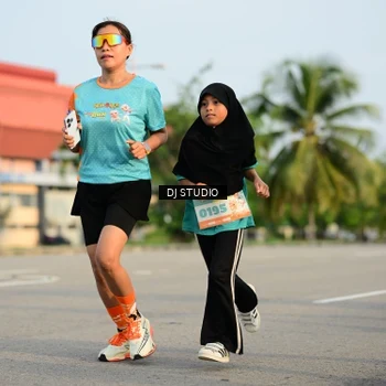 Runner Photo 8348705