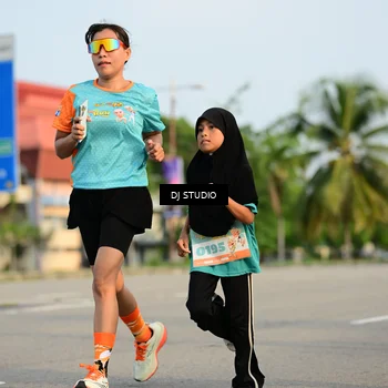 Runner Photo 8348709