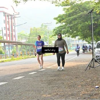 Runner Photo 8348734