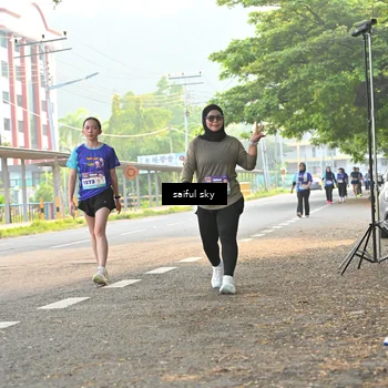 Runner Photo 8348745