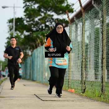 Runner Photo 8348752