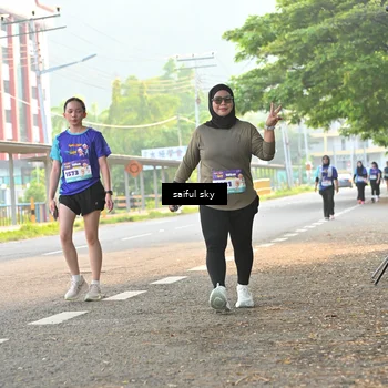 Runner Photo 8348755