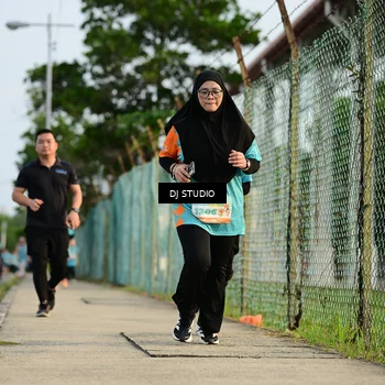 Runner Photo 8348756