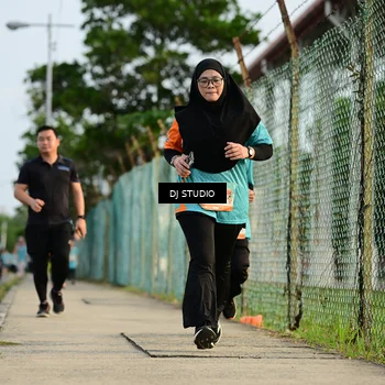 Runner Photo 8348758