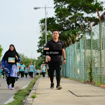 Runner Photo 8348764