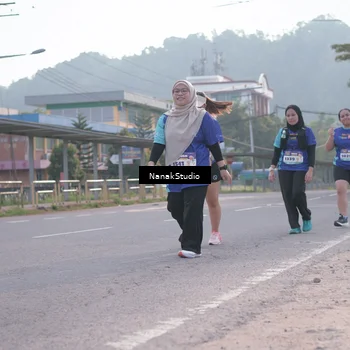 Runner Photo 8348766