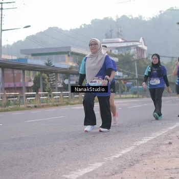 Runner Photo 8348773