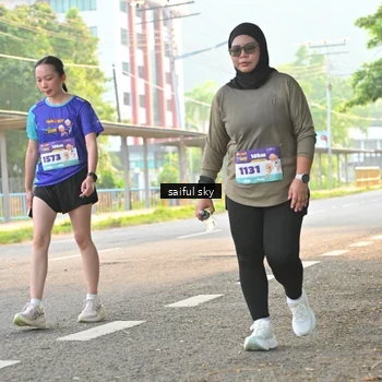 Runner Photo 8348775