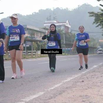 Runner Photo 8348778