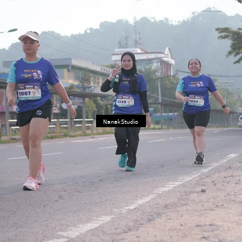 Runner Photo 8348787