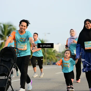 Runner Photo 8348806