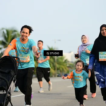 Runner Photo 8348810