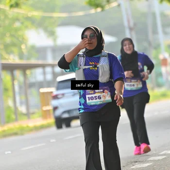 Runner Photo 8348811