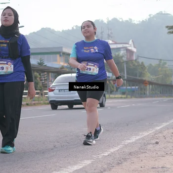 Runner Photo 8348814