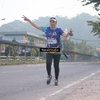 Runner Photo 8348835
