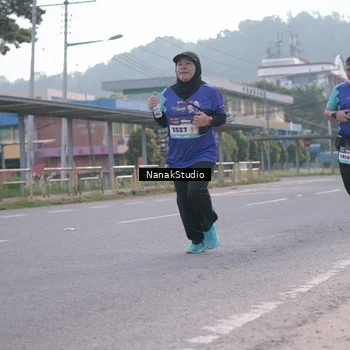 Runner Photo 8348856