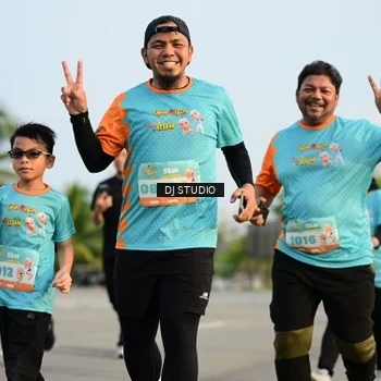Runner Photo 8348916
