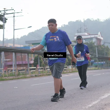 Runner Photo 8348920